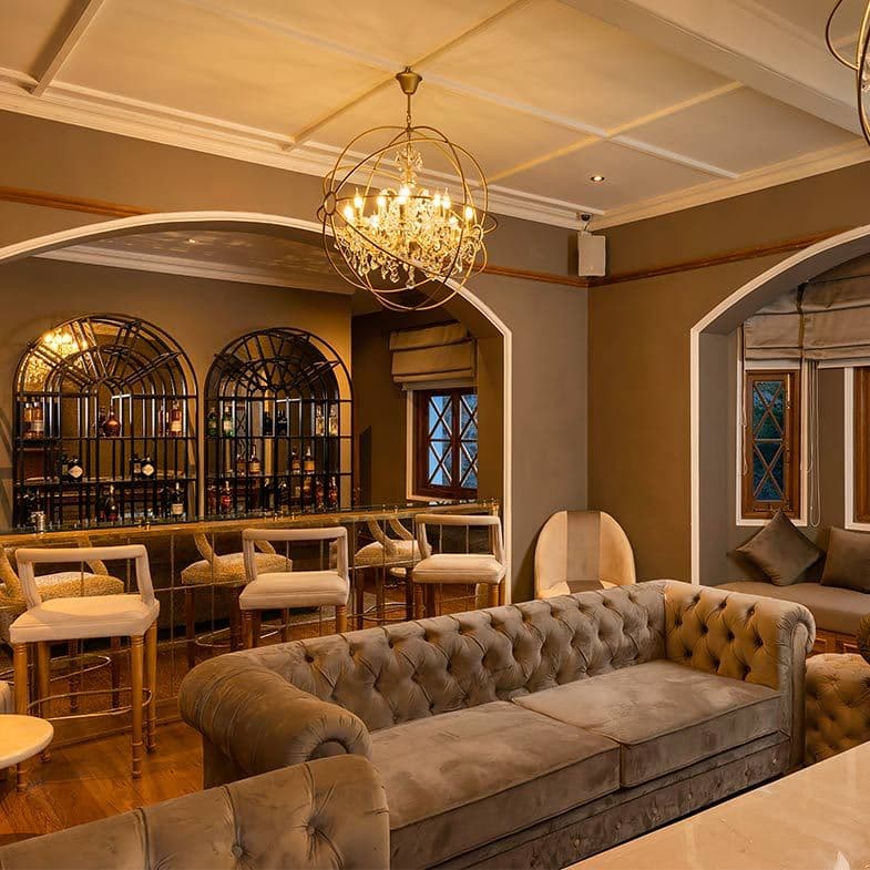 The Bellwood Manor