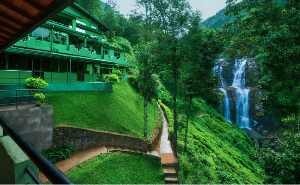 Dining with a View: Top Restaurants Overlooking Tea Plantations in Nuwara Eliya
